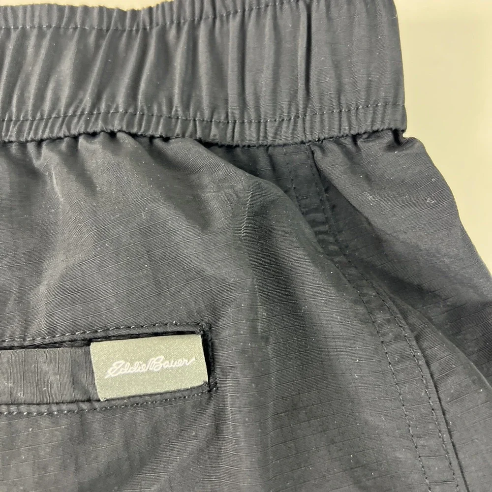 Eddie Bauer Men's Shorts Tech Pull On Size XL‎ UPF 50+ 4 Way Stretch Black D28